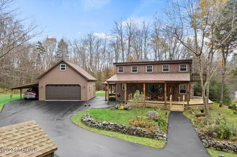 182 Lake Nancy Rd, Middle Grove, NY 12850
