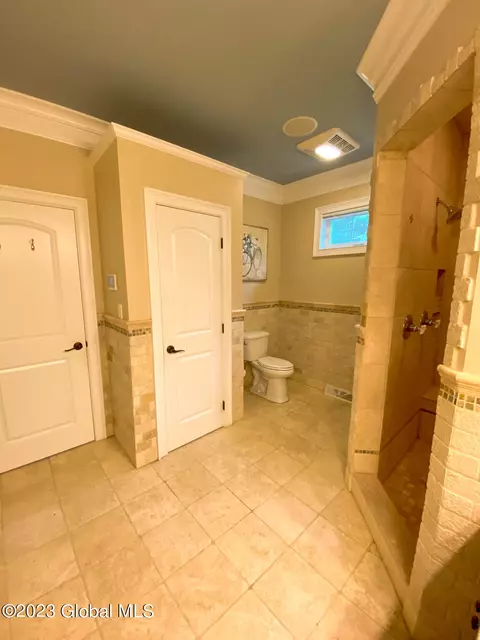 790 Waters Rd, Glenville, NY 12302 photo 32