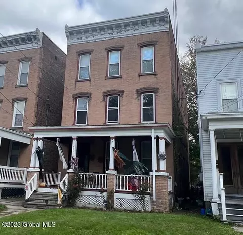 521 Pawling Ave, Troy, NY 12180