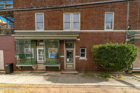 35 Elm St, Albany, NY 12202