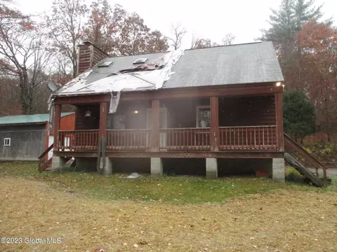 201 Olneys Rd, Petersburgh, NY 12138