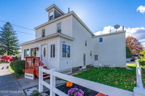 1 Craigie Ave, Schenectady, NY 12302
