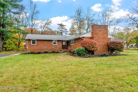 672 Watervliet Shaker Rd, Latham, NY 12110