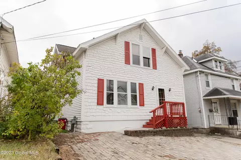 20 Hawk St, Scotia, NY 12302
