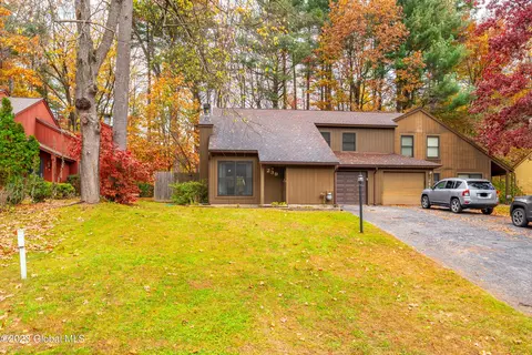 239 Thimbleberry Rd, Malta, NY 12020