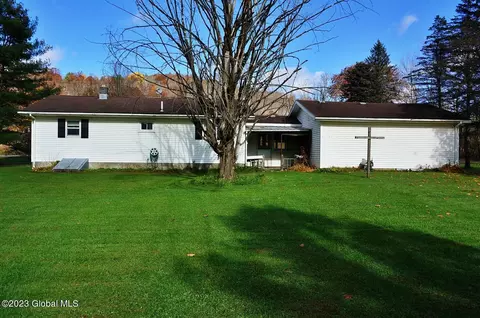 8 Mailbox Way, Eagle Bridge, NY 12057 photo 28