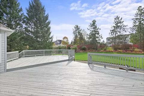 2 Riverdale Rd, Niskayuna, NY 12309 photo 31