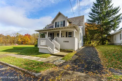 79 Excelsior Ave, Troy, NY 12180