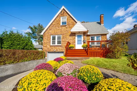 39 Orchard Ave, Albany, NY 12203
