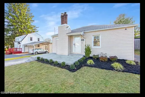 17 State St, Middletown, NY 10940