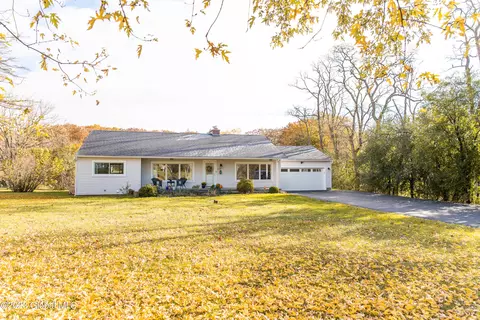 1130 Ridge Rd, Glenville, NY 12302