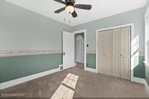 3 Surrey Rd, Schenectady, NY 12302 photo 13