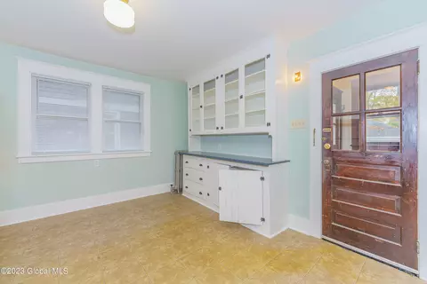 1025 Baker Ave, Schenectady, NY 12309 photo 21