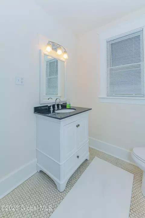 1025 Baker Ave, Schenectady, NY 12309 photo 30