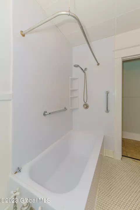 1025 Baker Ave, Schenectady, NY 12309 photo 55