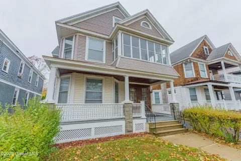 1025 Baker Ave, Schenectady, NY 12309 photo 9