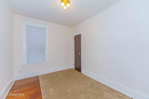 1025 Baker Ave, Schenectady, NY 12309 photo 29