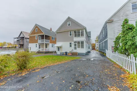 1025 Baker Ave, Schenectady, NY 12309 photo 58