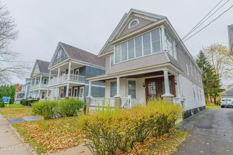 1025 Baker Ave, Schenectady, NY 12309 photo 10