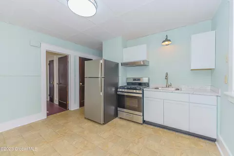 1025 Baker Ave, Schenectady, NY 12309 photo 46