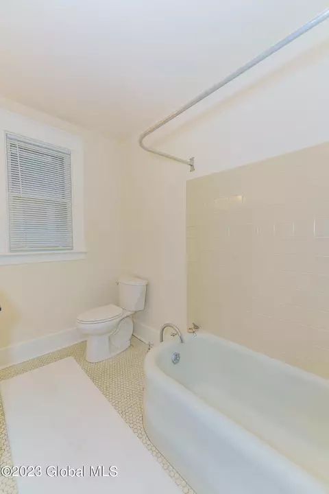1025 Baker Ave, Schenectady, NY 12309 photo 31
