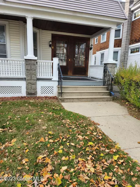 1025 Baker Ave, Schenectady, NY 12309 photo 5