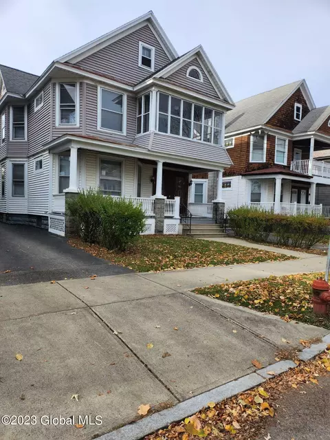 1025 Baker Ave, Schenectady, NY 12309 photo 3