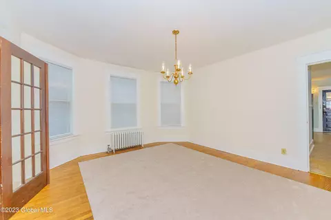 1025 Baker Ave, Schenectady, NY 12309 photo 17