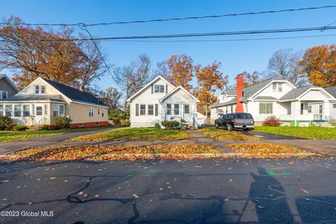 1239 Garner Ave, Schenectady, NY 12309 photo 37