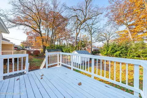 1239 Garner Ave, Schenectady, NY 12309 photo 12