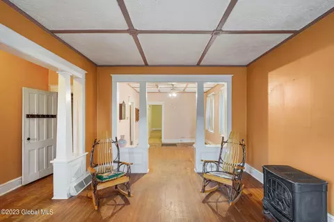 869 Eastern Ave, Schenectady, NY 12308 photo 5