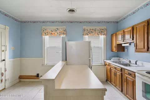 869 Eastern Ave, Schenectady, NY 12308 photo 33