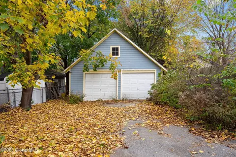 869 Eastern Ave, Schenectady, NY 12308 photo 46