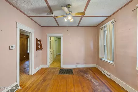 869 Eastern Ave, Schenectady, NY 12308 photo 8