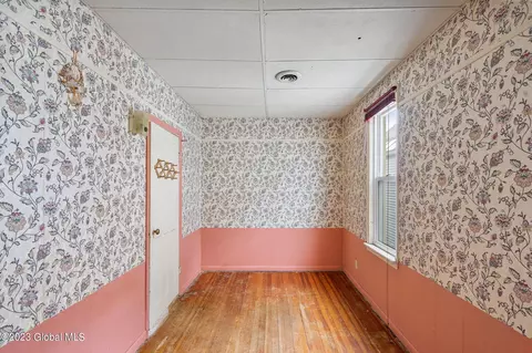 869 Eastern Ave, Schenectady, NY 12308 photo 40