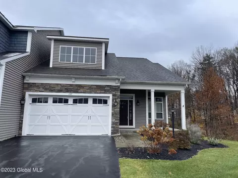 15 Idared Ln # C, Clifton Park, NY 12065
