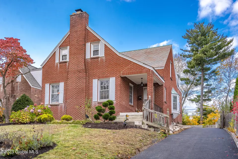 210 S Manning Blvd, Albany, NY 12208 22 Photos Movoto