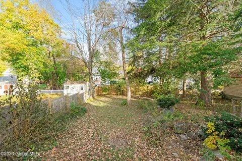 1316 Baker Ave, Schenectady, NY 12309 photo 58