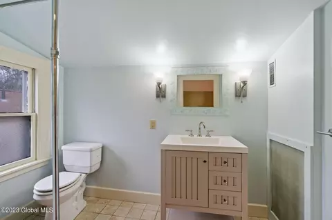 1316 Baker Ave, Schenectady, NY 12309 photo 42