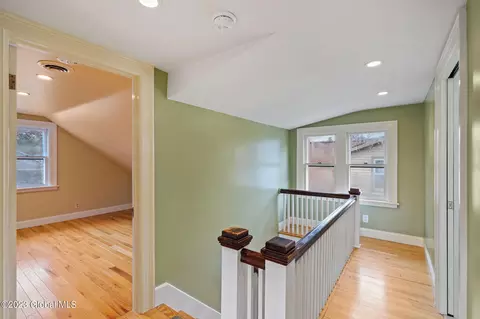 1316 Baker Ave, Schenectady, NY 12309 photo 32