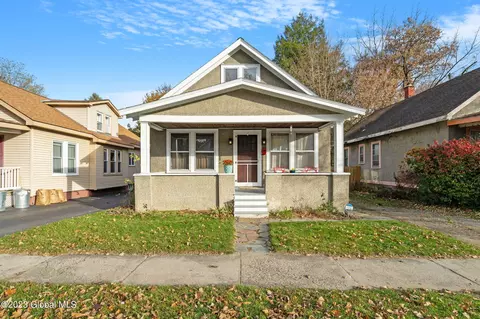 1316 Baker Ave, Schenectady, NY 12309