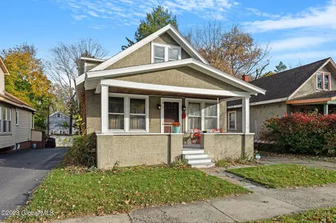 1316 Baker Ave, Schenectady, NY 12309 photo 2