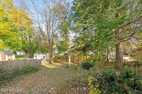 1316 Baker Ave, Schenectady, NY 12309 photo 54
