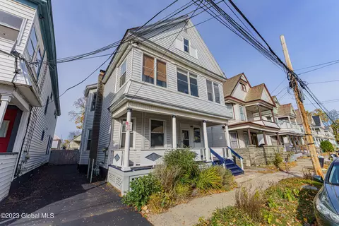 22 Swan St, Schenectady, NY 12307