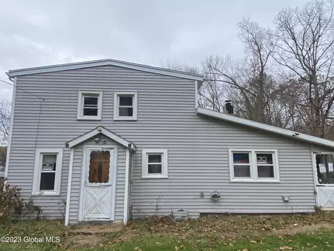 19 Avenue A, Nassau, NY 12123