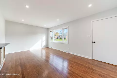 102 Beacon Ave, Albany, NY 12203 photo 7