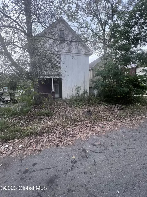 737 Bailey St, Schenectady, NY 12303 photo 16