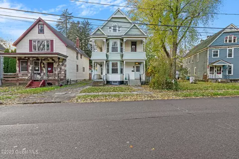 11 Washington Ave, Scotia, NY 12302