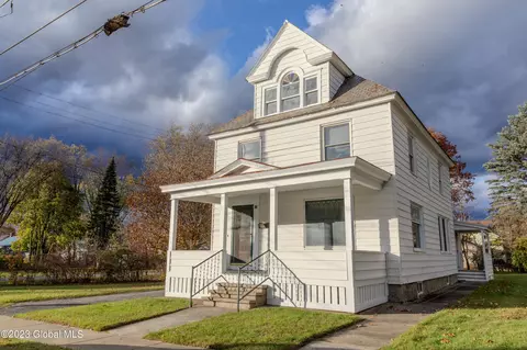 15 3rd Ave, Hudson Falls, NY 12839