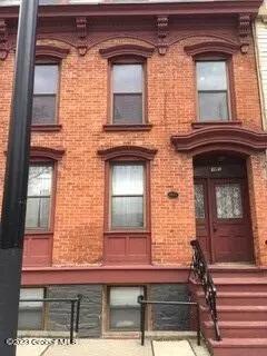 381 Madison Ave, Albany, NY 12210